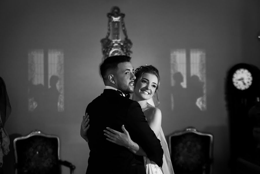 Fotografo di matrimoni Andreea Chirila (andreeachirila). Foto del 19 settembre 2017