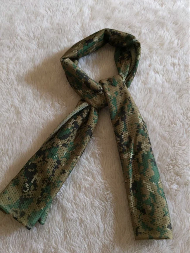 Title 4, Écharpe de camouflage militaire protection sola...