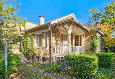 House with garden and terrace 4