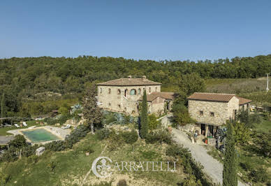 Farmhouse with garden and pool 18