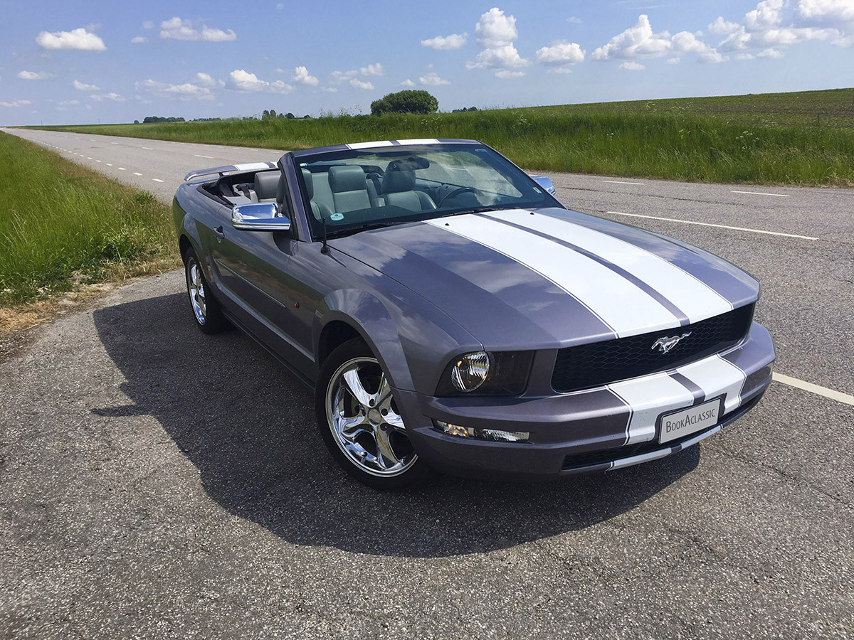 Ford Mustang 4.0 V6 Cabriolet Hire Tygelsjö