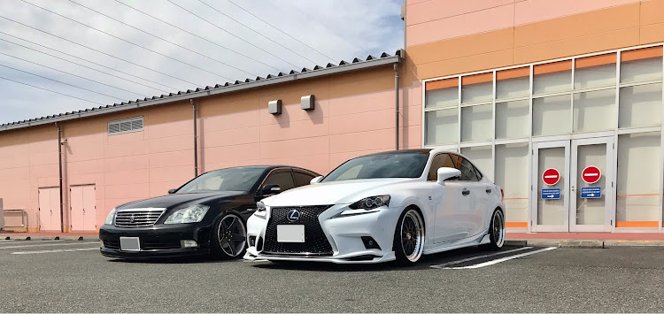 クラウンロイヤルの久しぶりの再会・ロングドライブ・また関西でも・レクサス IS・まさか関東で会うとは！に関するカスタム事例の投稿画像7枚目