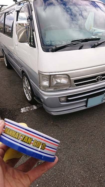 ハイエースの100系ハイエース・くもり空・シュワラスター・洗車した！・退院おめでとうに関するカスタム事例の投稿画像2枚目