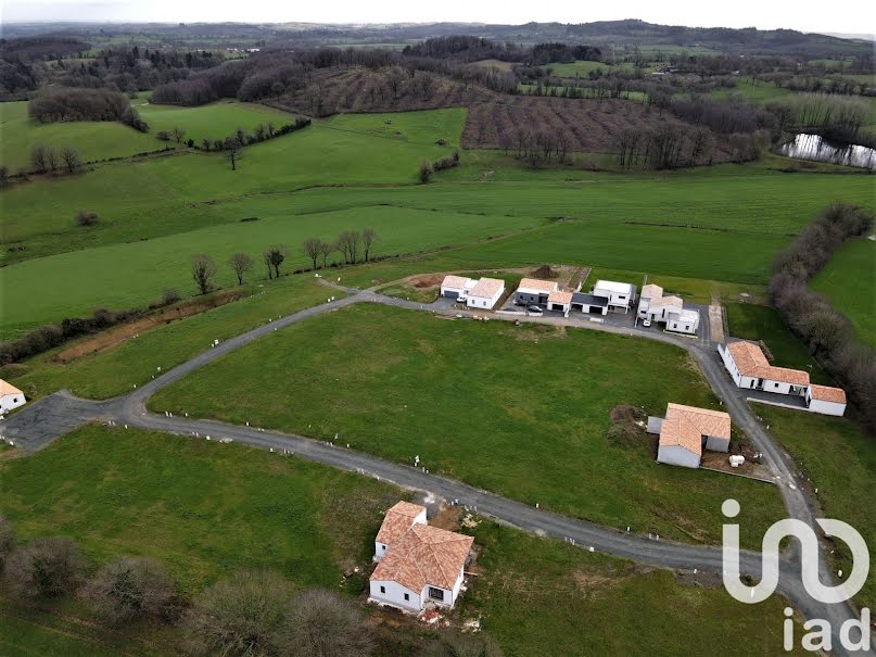 Vente terrain  479 m² à Sèvremont (85700), 39 425 €