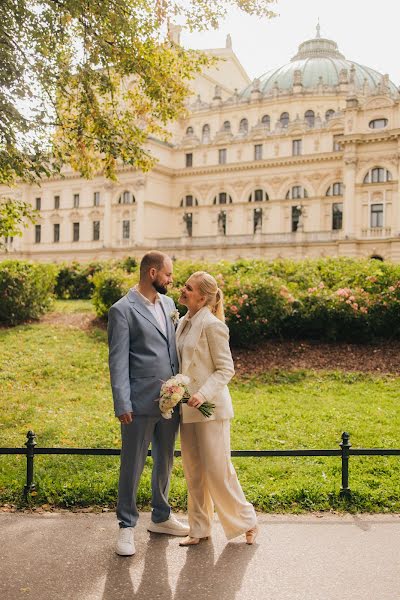 Wedding photographer Svetlana Kutuzova (simodenjatko). Photo of 13 October 2022