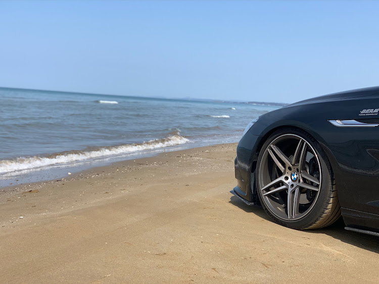 6シリーズ グランクーペのF06・bmw・新婚旅行・千里浜なぎさドライブウェイ・北陸旅行に関するカスタム事例の投稿画像3枚目
