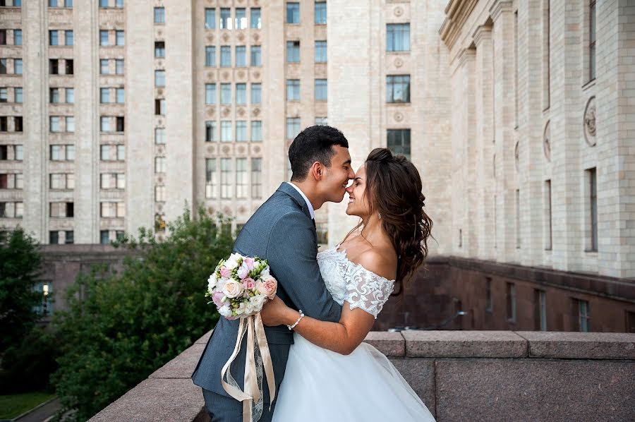 Fotógrafo de casamento Anastasiya Krylova (fotokrylo). Foto de 5 de fevereiro 2018