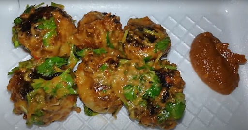 Paneer & Cheese Barbeque Momos [5 Pieces]