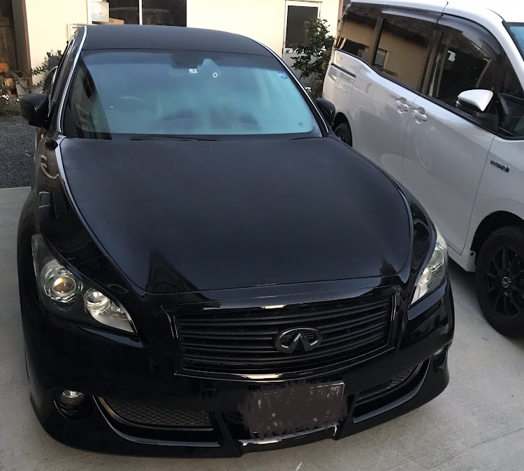 フーガのタイヤ組み換えで節約・八年経過してもホイールは綺麗・朝露には毎朝泣かされますに関するカスタム事例の投稿画像7枚目