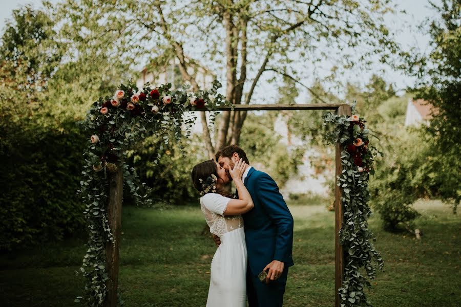 Fotógrafo de casamento Coralie Lescieux (coralielescieux). Foto de 13 de abril 2019