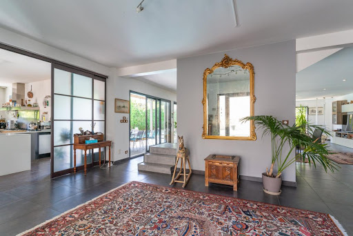 Maison avec piscine et terrasse 5