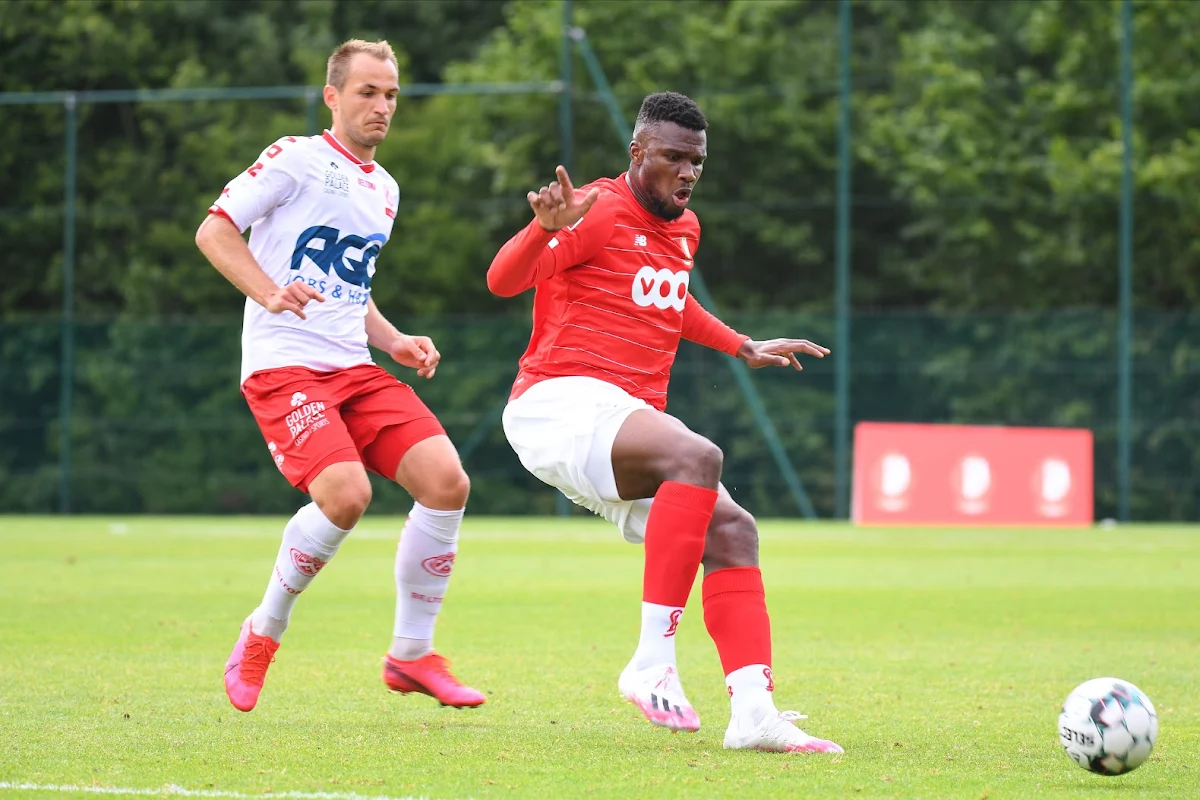 Obbi Oulare livre ses premières impressions sur Philippe Montanier : "Il veut qu'on joue au foot"