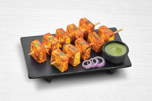 Smoky Paneer Tikka Skewers [10 Pcs]