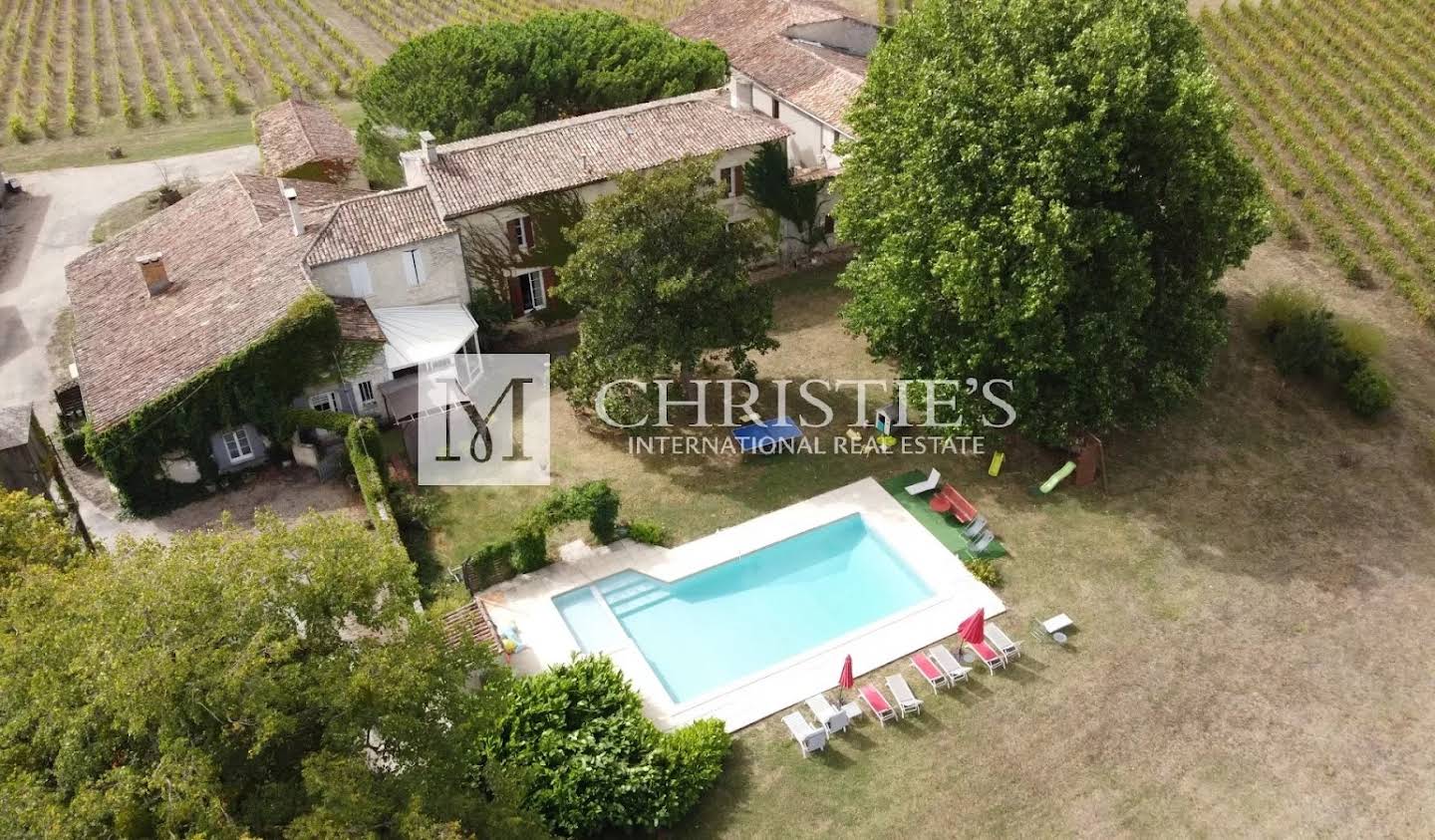 Vignoble avec piscine Sainte-Foy-la-Grande