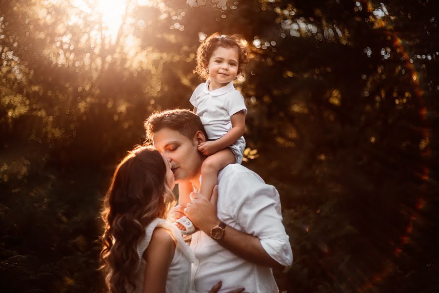 Wedding photographer Ornella Biondi (campivisivi). Photo of 19 November 2021