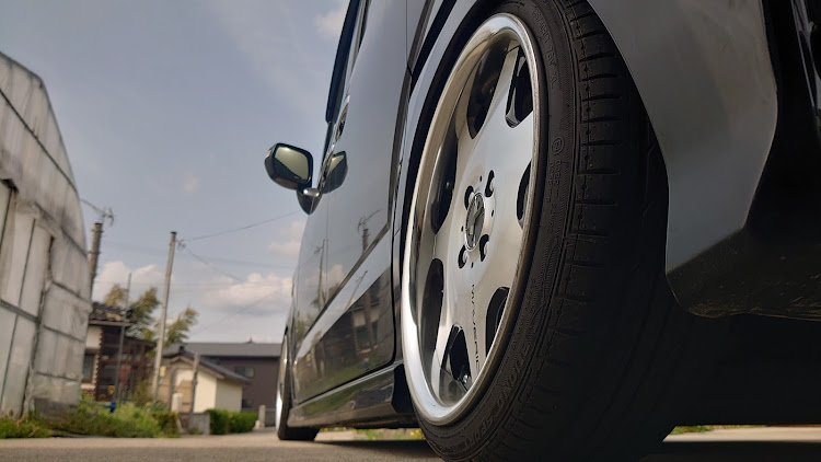Nボックスカスタムの車高調整・車高短もどき・純正ベタ？・快速通勤車・低い様に見えて全く低く無い車に関するカスタム事例の投稿画像5枚目