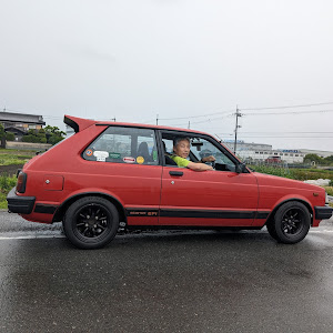 スターレット KP61