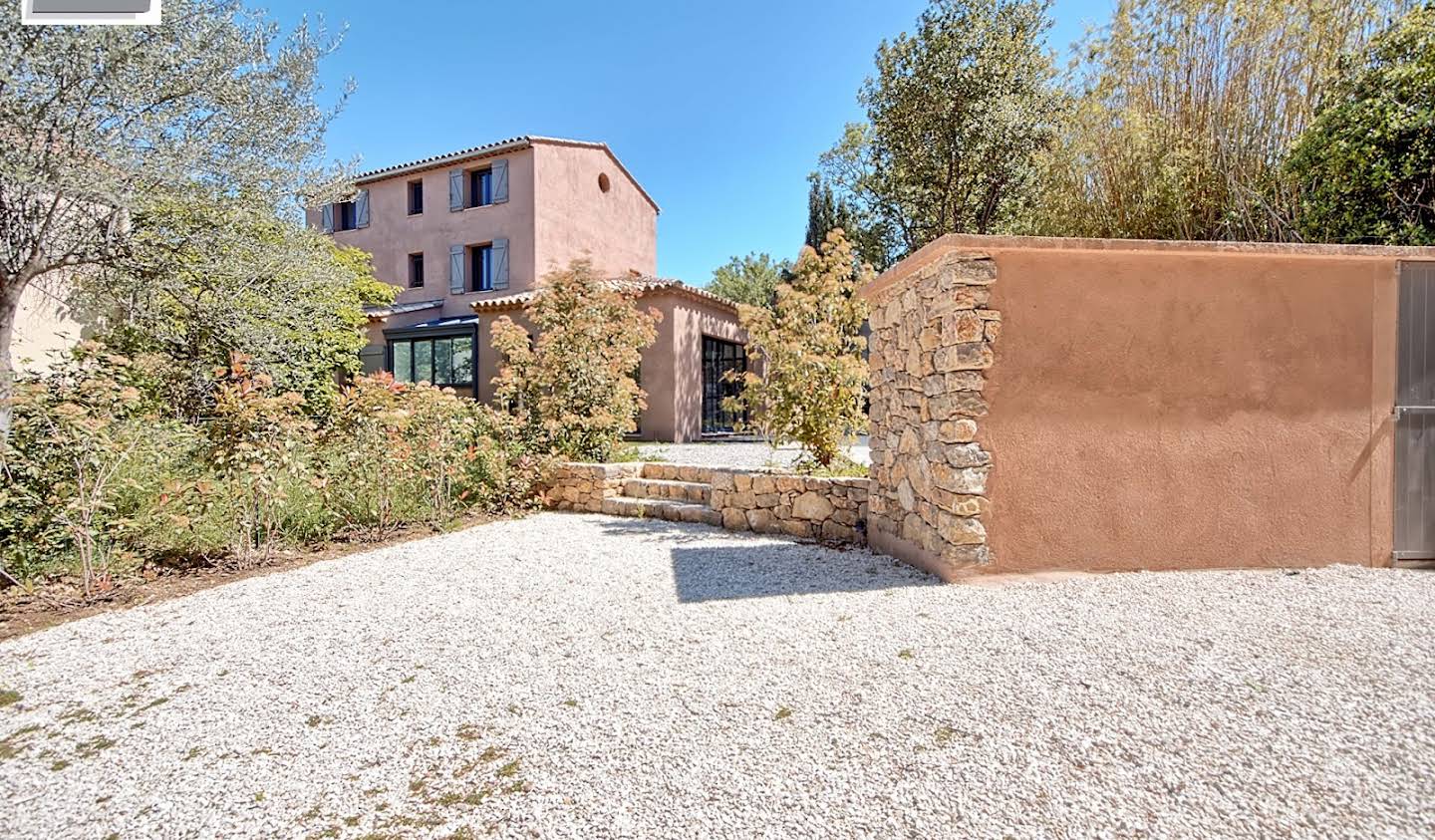 House with pool and terrace Toulon