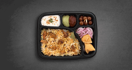 Chef's Special Chicken Biryani Thali