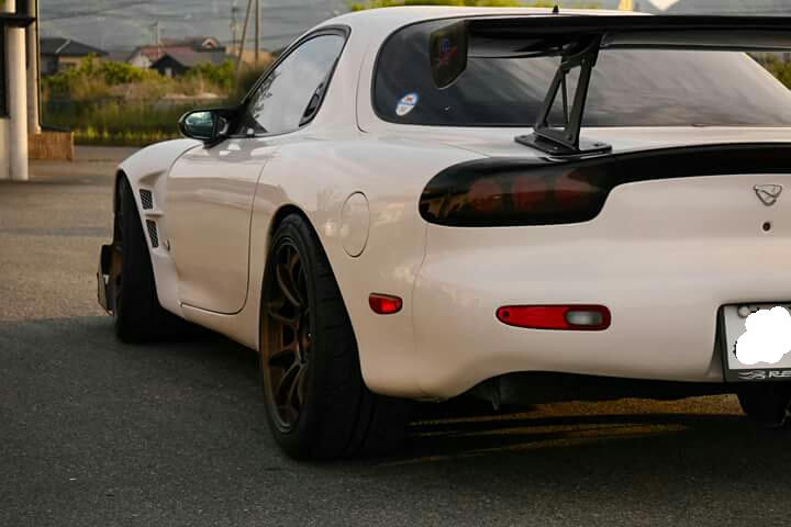 RX-7のFD3S・無言フォローお断り・ホリデースタイル・一言フォローお断り・無言フォローブロックしますに関するカスタム事例の投稿画像3枚目