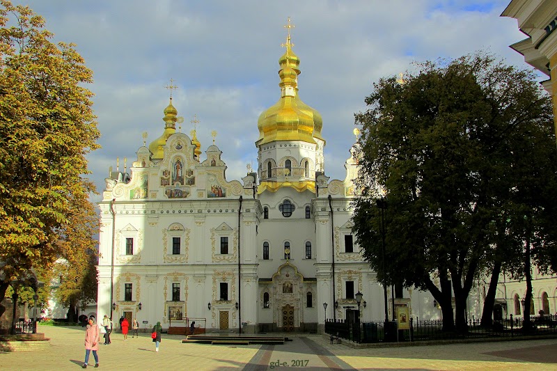 MI PERIPLO KAFKIANO POR EL KIEV UCRANIANO - Blogs de Ucrania - PERDIDO POR PODIL Y VISITA A PECHERSK LAVRA (MONASTERIO DE LAS CUEVAS) (12)