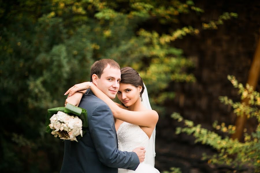 Fotograf ślubny Yana Lia (liia). Zdjęcie z 16 października 2014