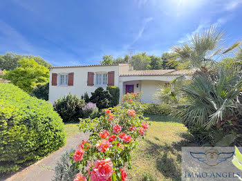 maison à Saint-Sulpice-de-Royan (17)