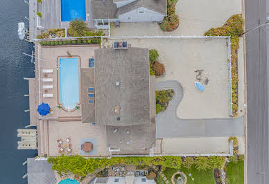 Property with pool 3