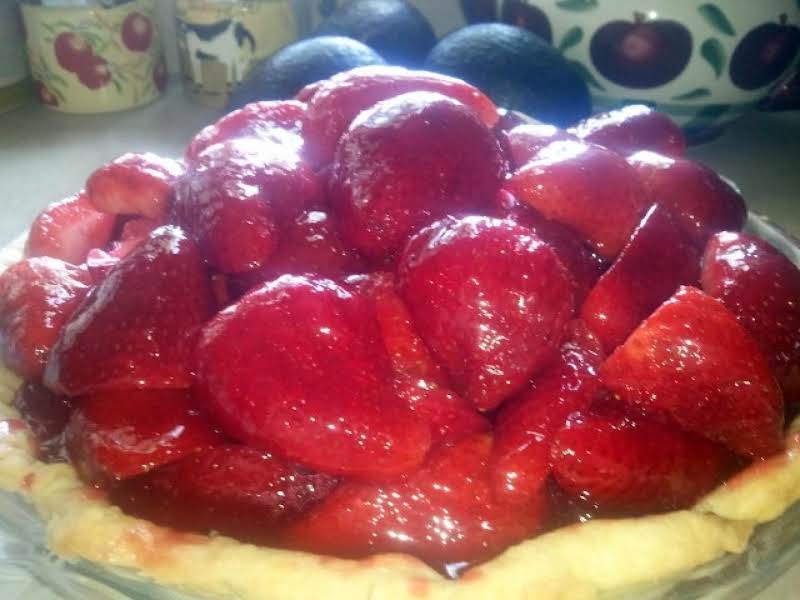 Mile High Strawberry Pie!