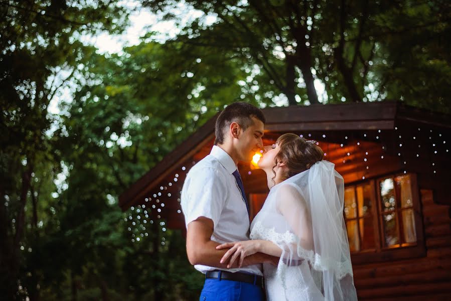 Fotografo di matrimoni Liliya Simonova (lilisimo). Foto del 15 settembre 2015