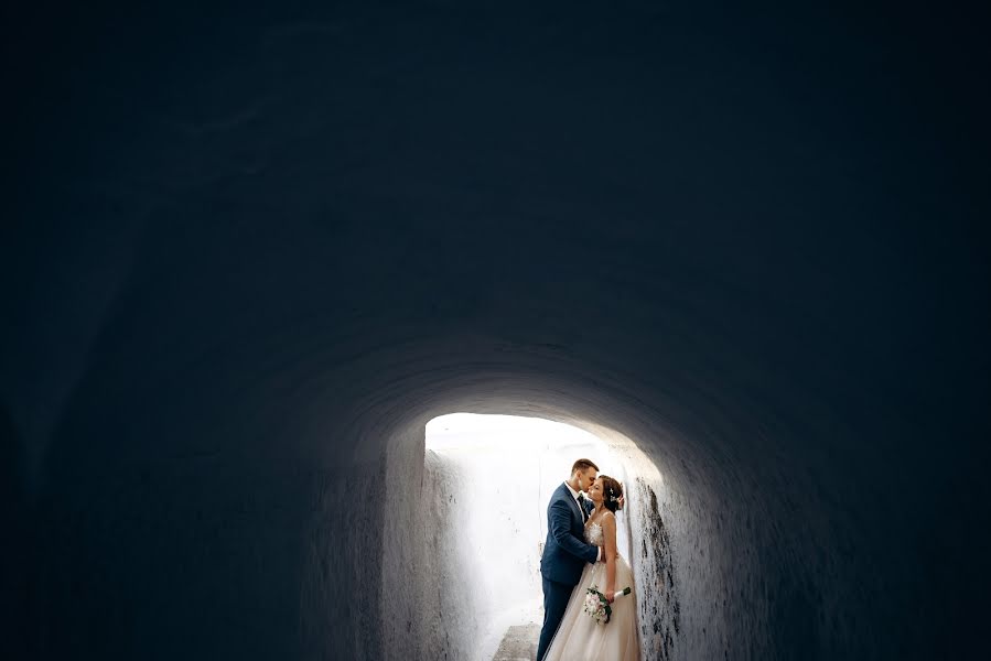 Fotógrafo de casamento Serhii Drobotenko (santo777). Foto de 27 de fevereiro 2019