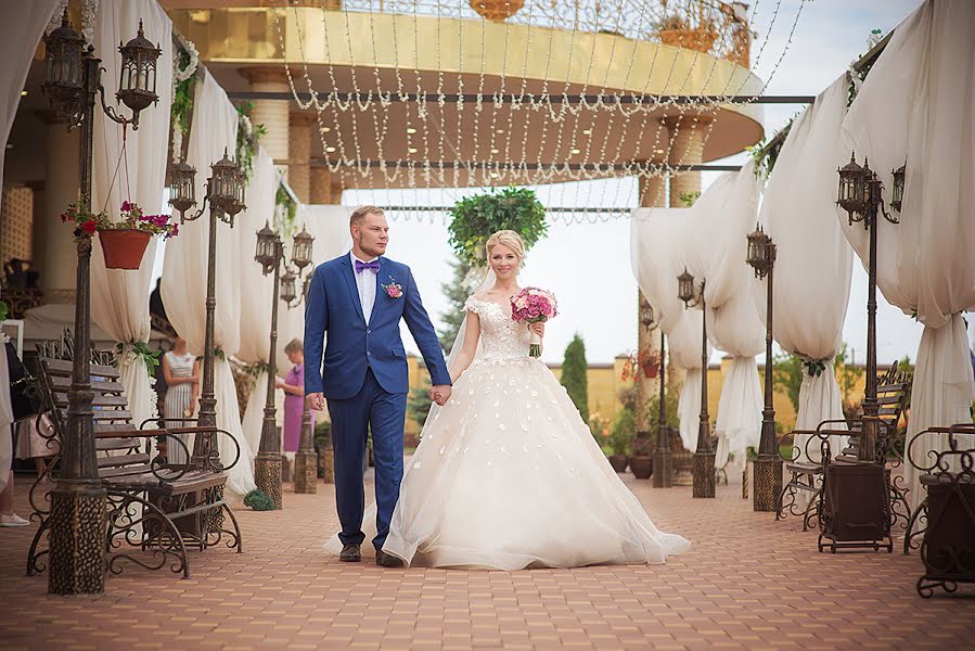 Wedding photographer Natali Tokareva (natali09). Photo of 3 August 2020