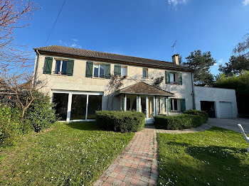 maison à Bois-le-Roi (77)