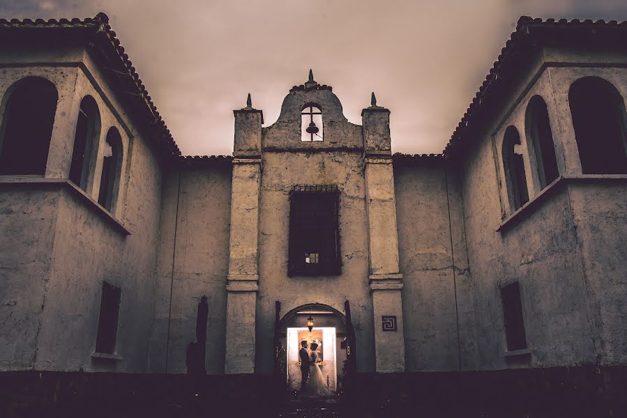 Fotografo di matrimoni Valery Garnica (focusmilebodas2). Foto del 29 marzo 2017