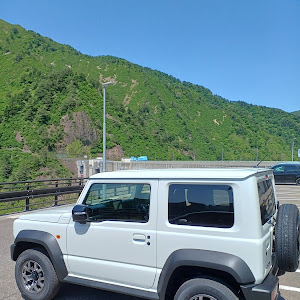 ジムニーシエラ JB74W