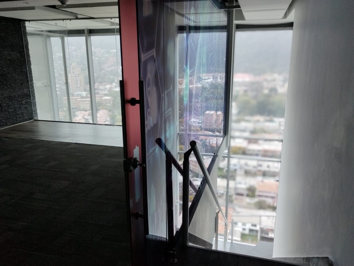 Oficina En Arriendo - Santa Bibiana, Bogota
