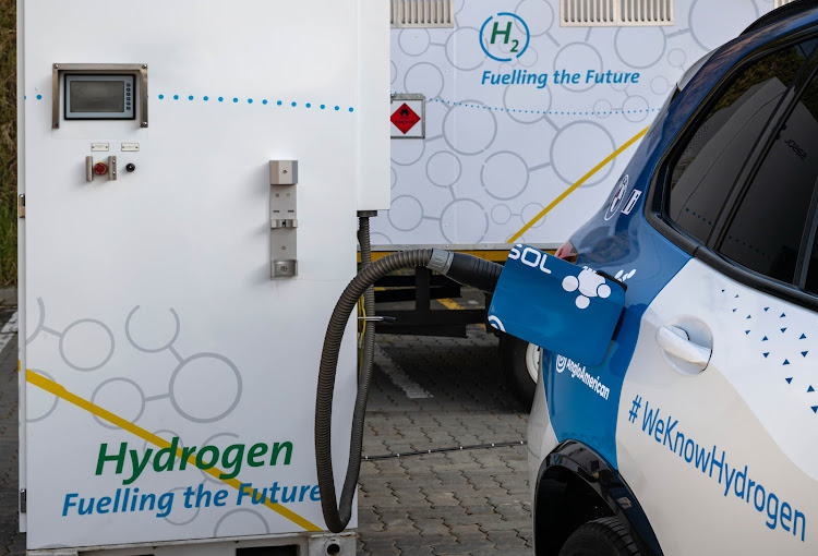 In ideal conditions, it could take less than five minutes to refuel your hydrogen car.