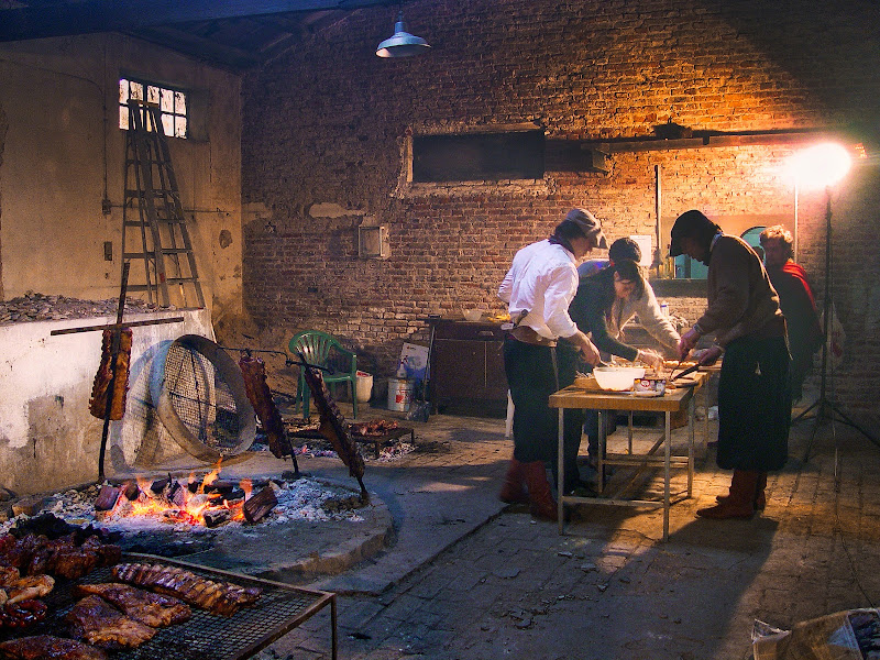 Todos juntos por l'asado...!!! di Montevecchi