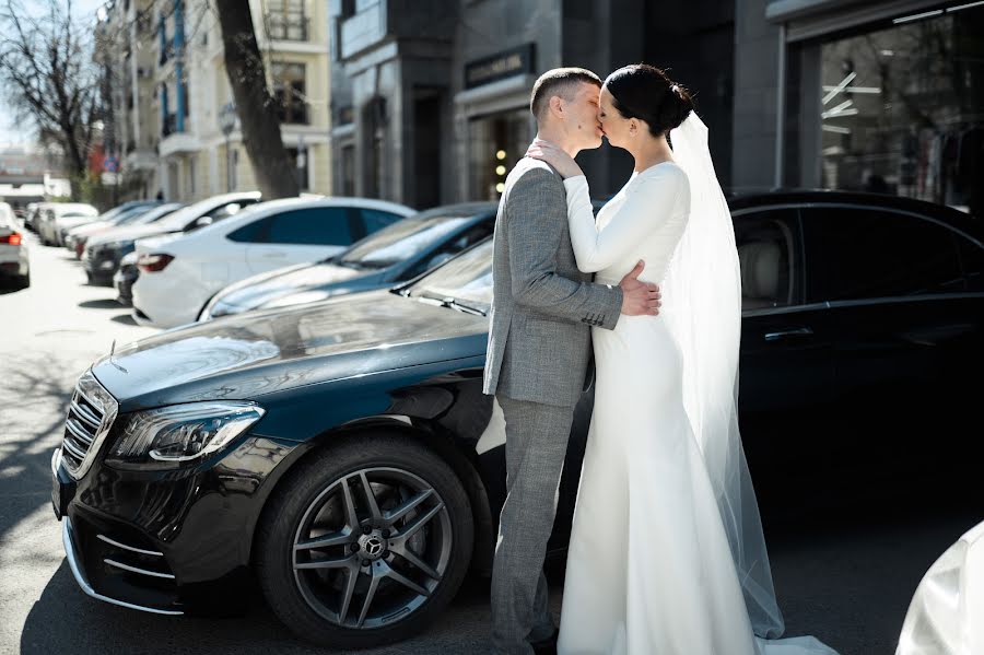 Fotografo di matrimoni Denis Khuseyn (legvinl). Foto del 27 aprile