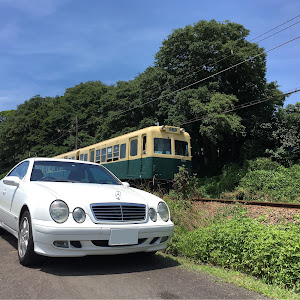 CLK クーペ C208