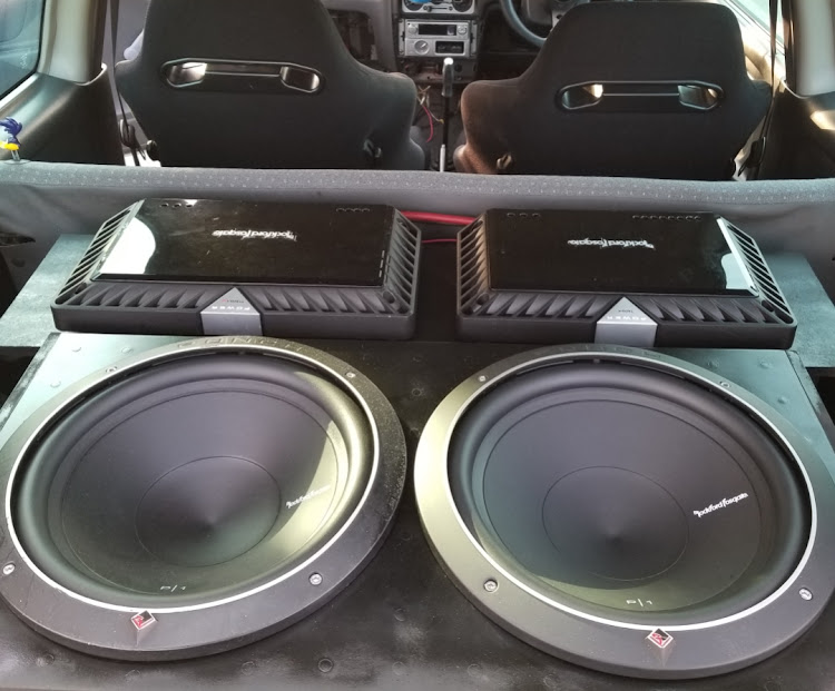 アルトのRECARO・carrozzeria・Rockford Fosgate・インテリア・オーディオ紹介・セカンドカーに関するカスタム事例の投稿画像3枚目