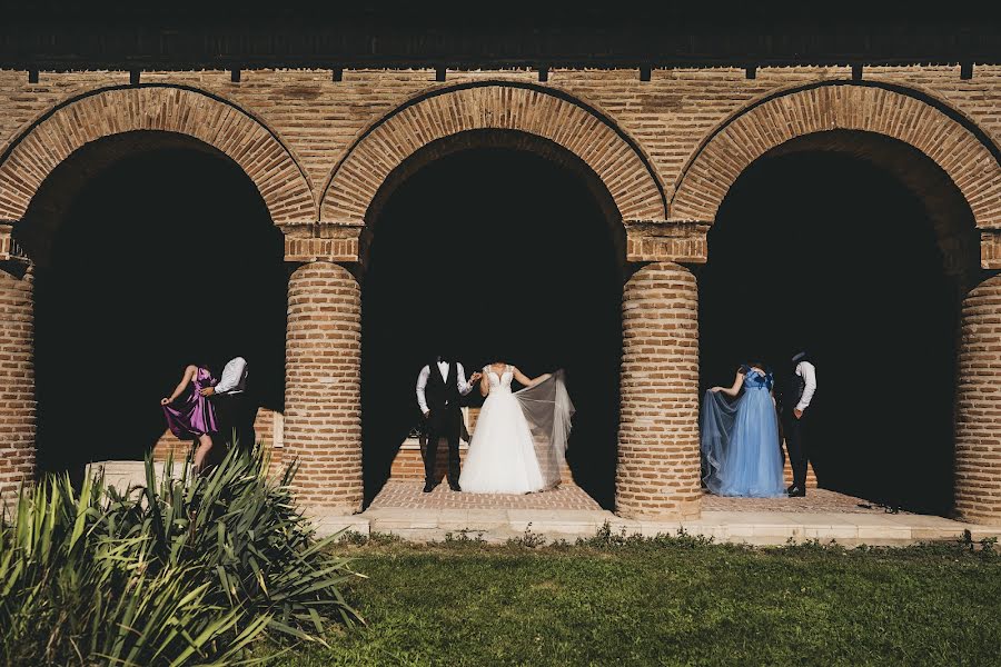 Fotografo di matrimoni Cezar Gabriel Udrea (gabrielroselens). Foto del 10 agosto 2022