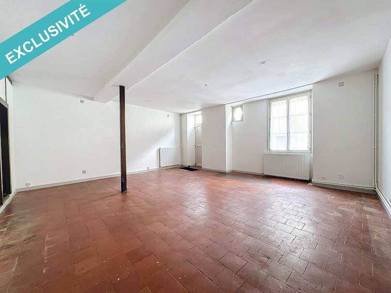 Vente maison 6 pièces 200 m² à Montfort-le-Gesnois (72450), 209 900 €