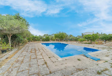 Villa with pool and terrace 5