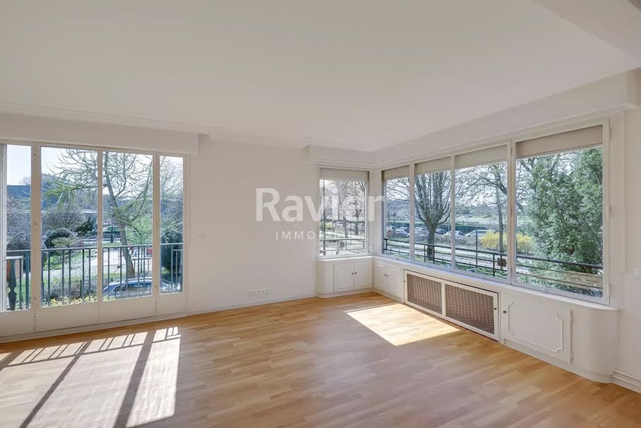 Location  appartement 4 pièces 114.44 m² à Paris 16ème (75016), 3 875 €