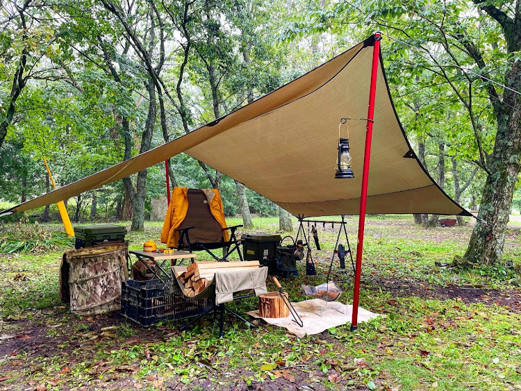 ハイエースバンのハイエース・ハイエース200系・キャンプ・雨キャンプ・車中泊に関するカスタム事例の投稿画像3枚目