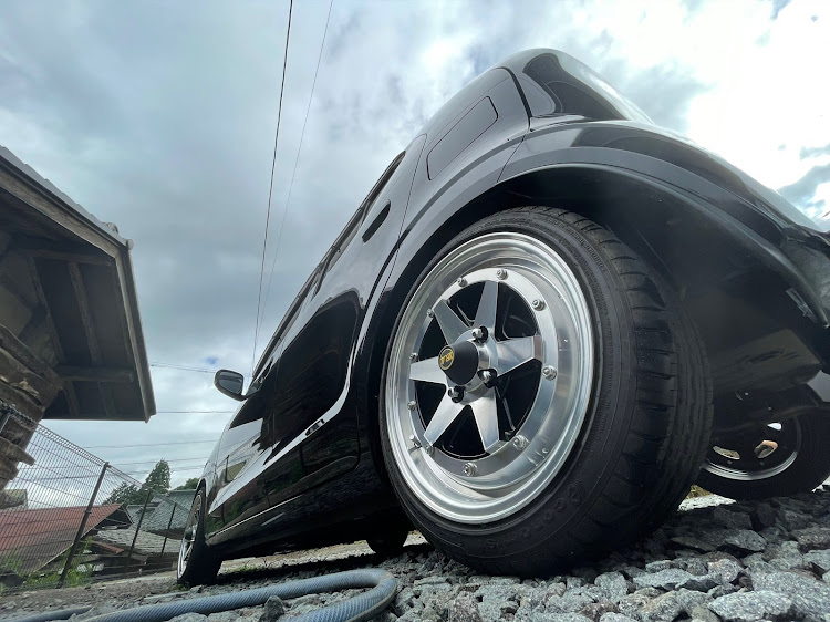 ランドクルーザープラドの頭がお花畑・プラド後期・3月納車・スタッドレス・５００マンに関するカスタム事例の投稿画像2枚目