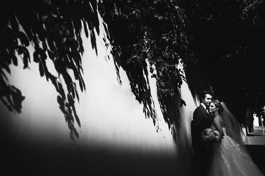 Fotografo di matrimoni Slava Semenov (ctapocta). Foto del 31 ottobre 2016