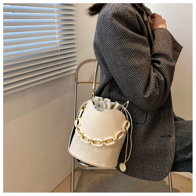 Title 7, Sac à Main Rétro Femme Nouveau Sac Seau Chaîne ...
