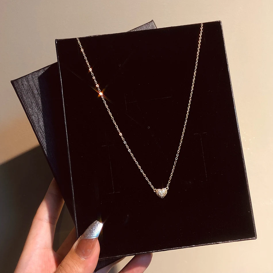 European and American Fully Jeweled Loving Heart Necklace Female French Style Elegant Jewelry Perfect for Gifts and Roma